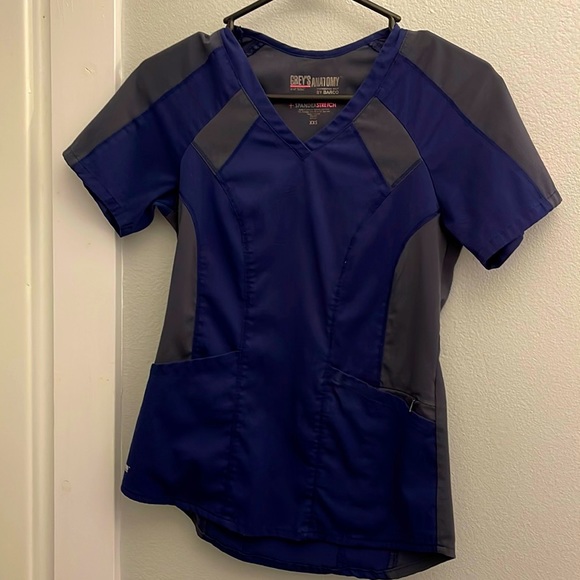 Grey’s Anatomy Scrub top - Picture 1 of 3